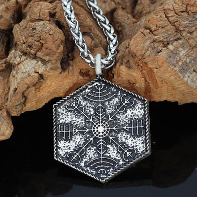 Collier plaque sculptée guide spirituel Vegvisir-HERITAGE VIKING