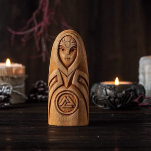 Statue en bois de Frigg-HERITAGE VIKING
