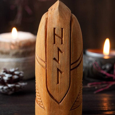 Statue en bois de Hel-HERITAGE VIKING