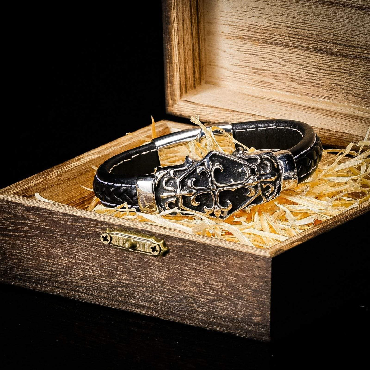 Bracelet Viking gravure chrétienne en cuir-HERITAGE VIKING