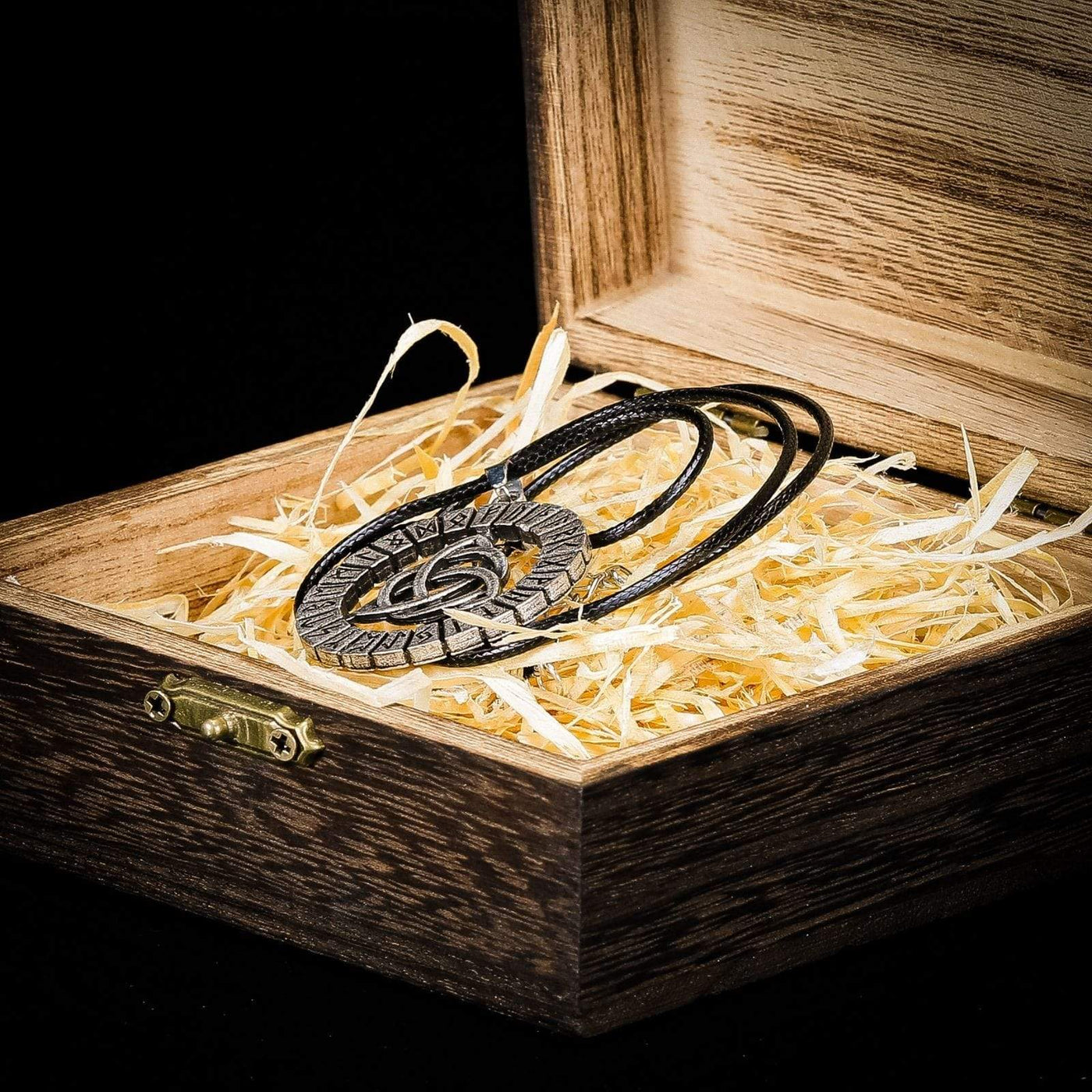 Collier Viking variant du Triskèle Breton-HERITAGE VIKING